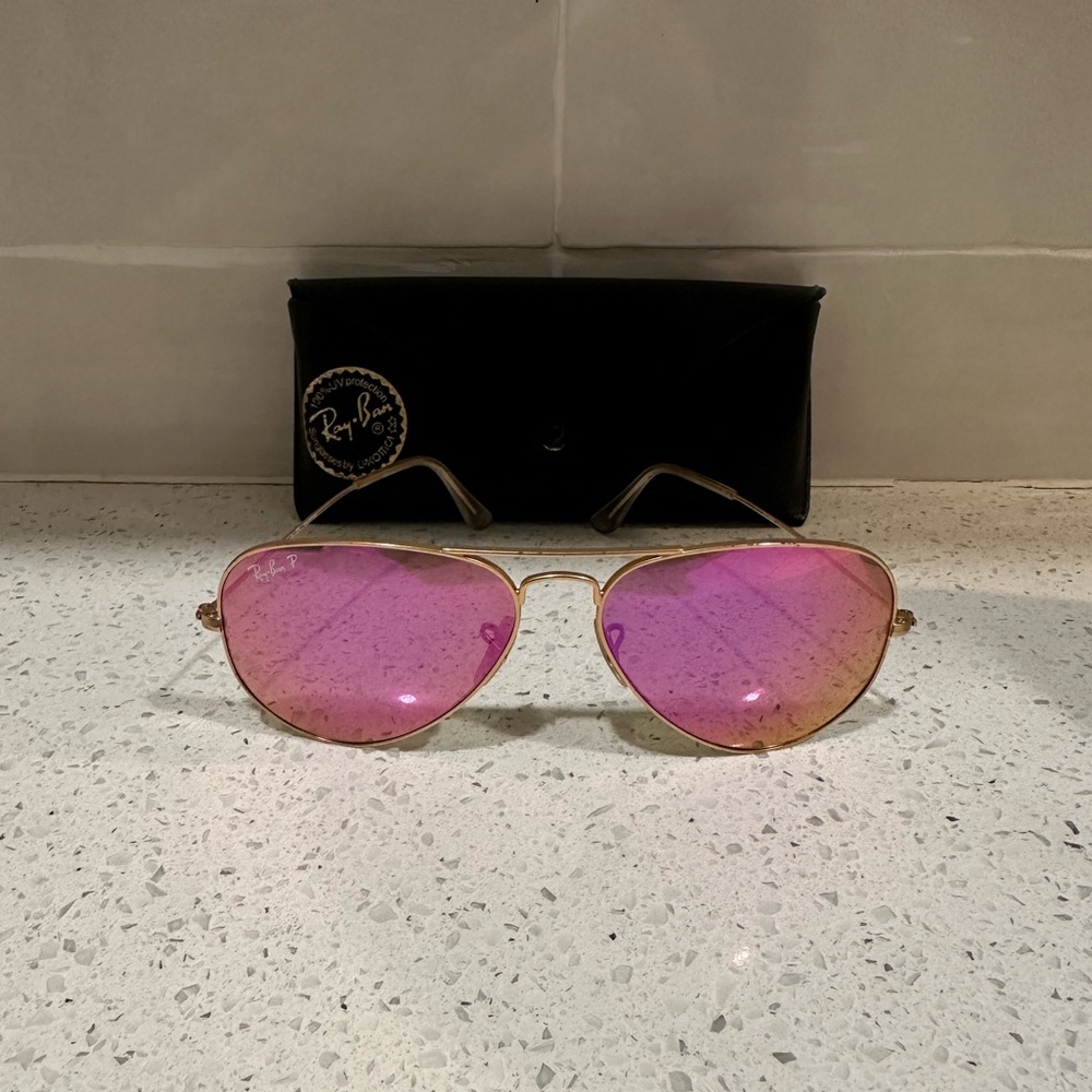 Pink polarized aviator ray bans